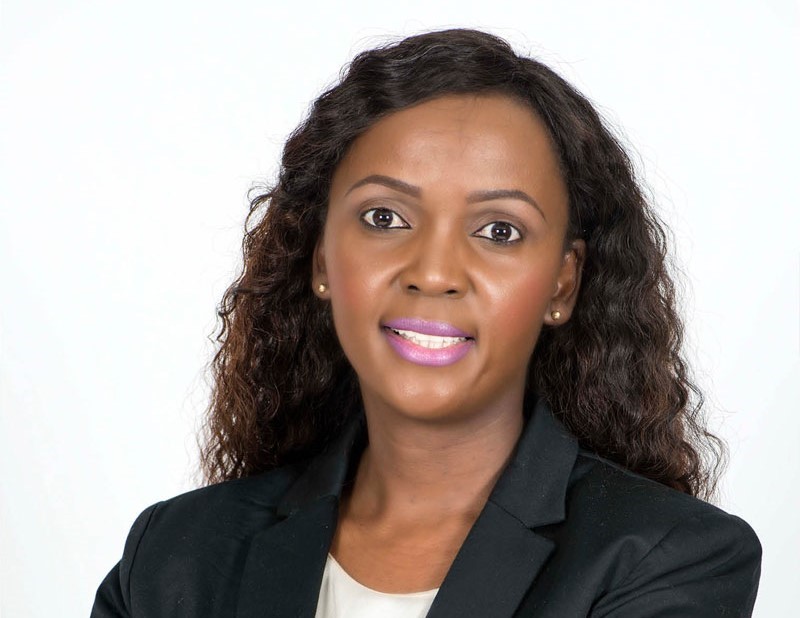 Mandi Ellaine P Samson, avocate et experte du transport aérien en Afrique