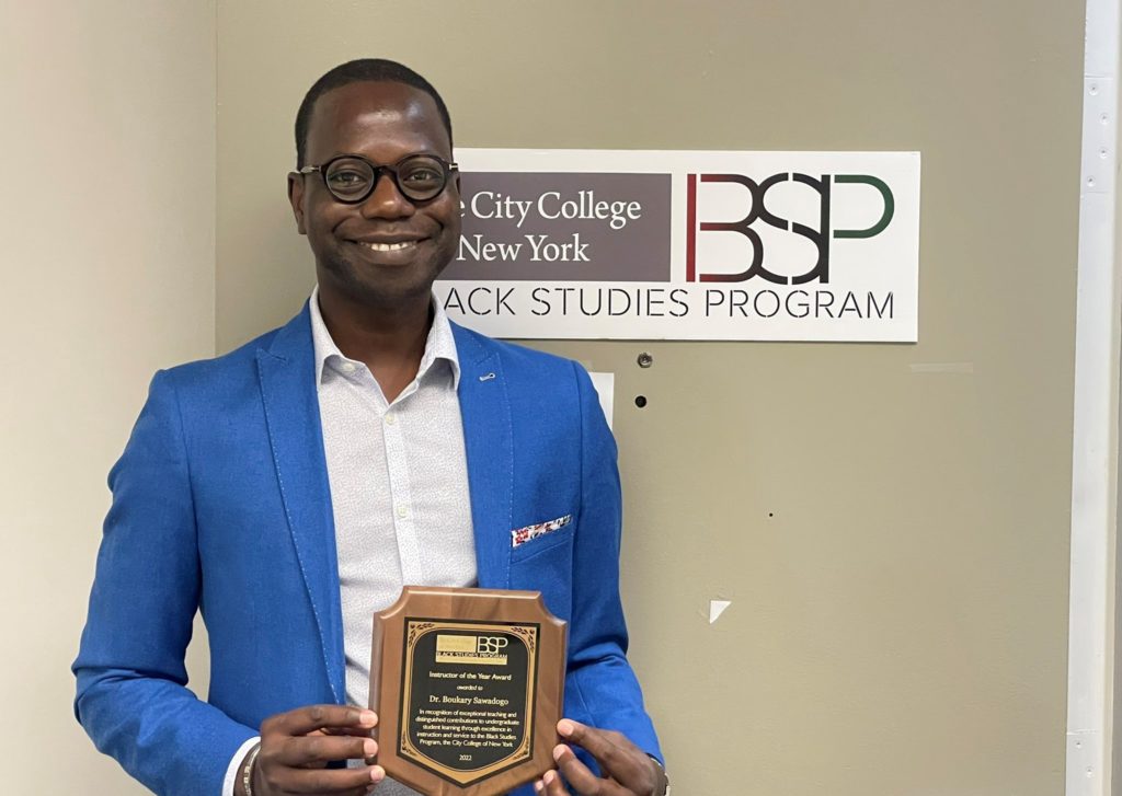 USA: Dr. Boukary Sawadogo named 2022 “Instructor of the Year” at the Black Studies Program ,City College of New York